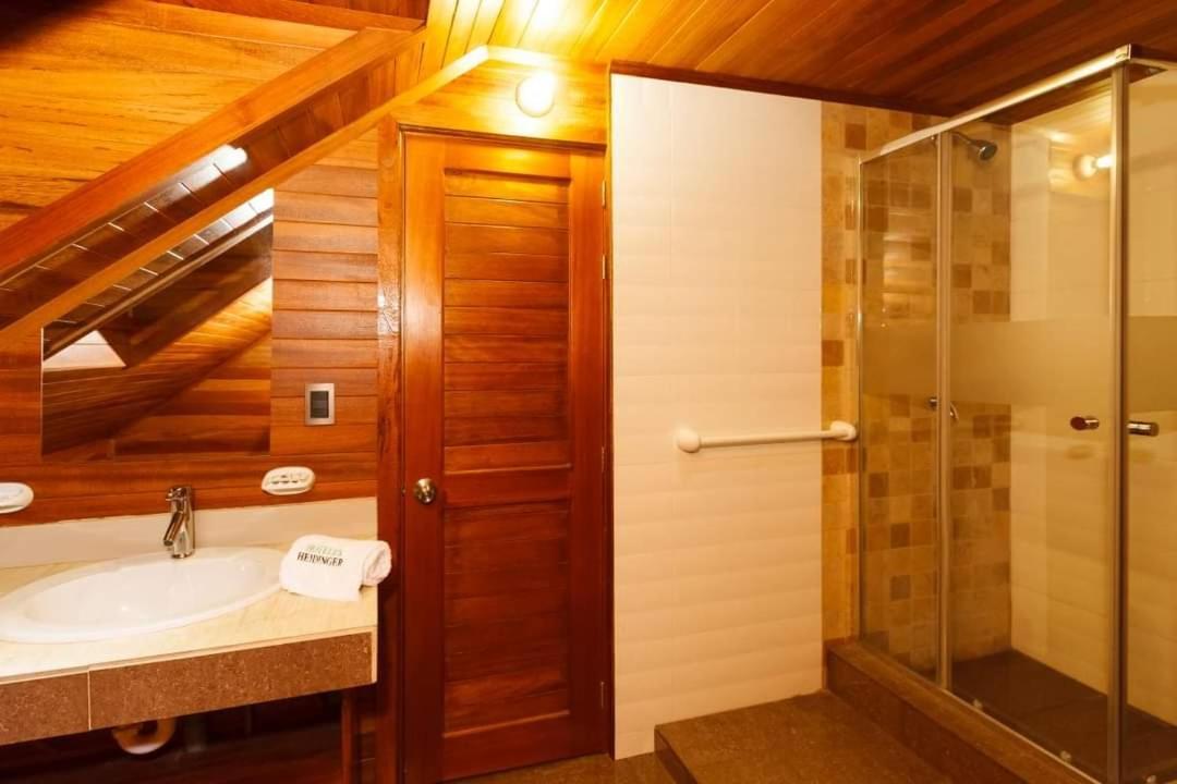 Hotel Heidinger Oxapampa Eksteriør bilde